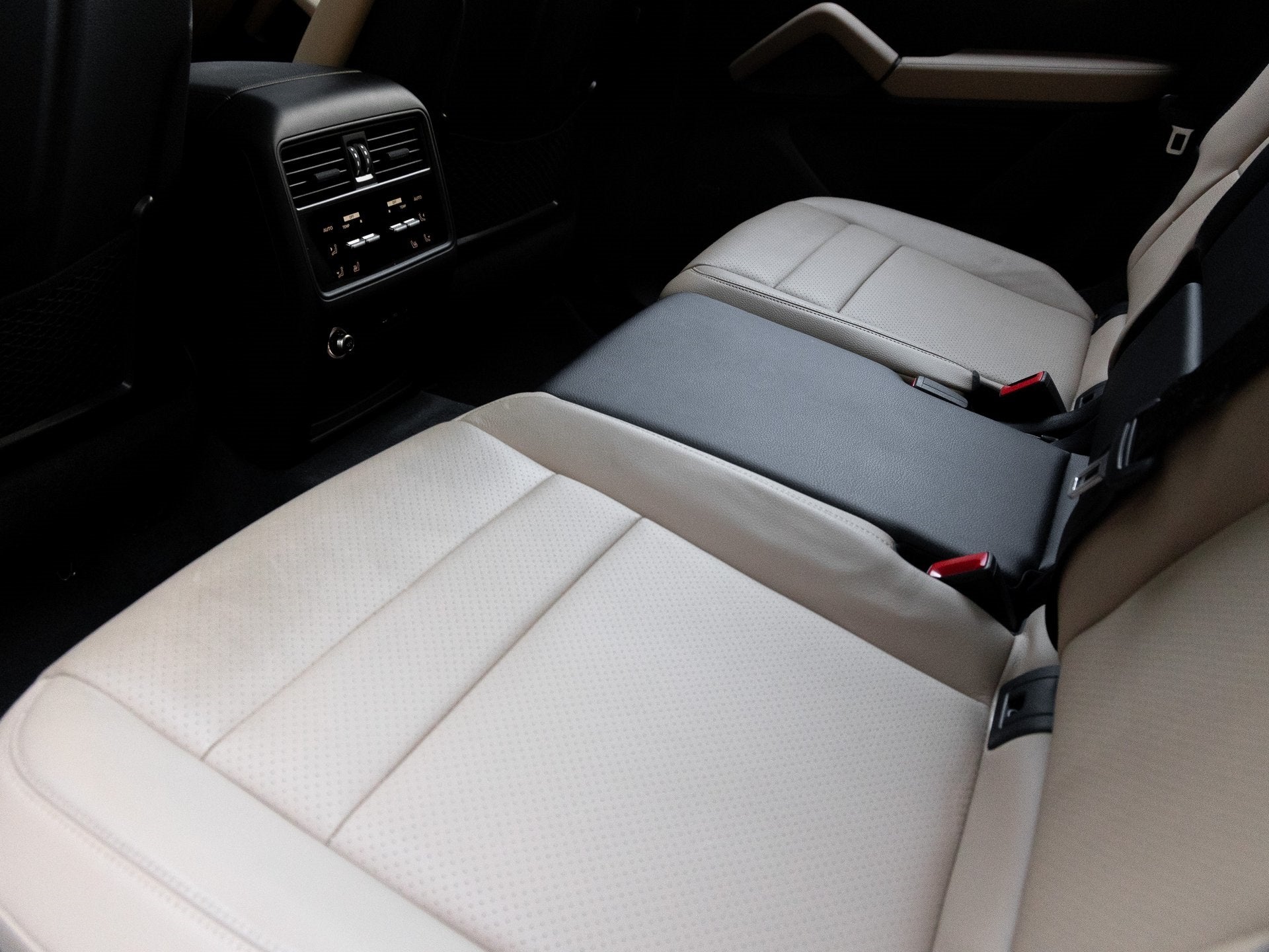 2025 Porsche Cayenne Cayenne