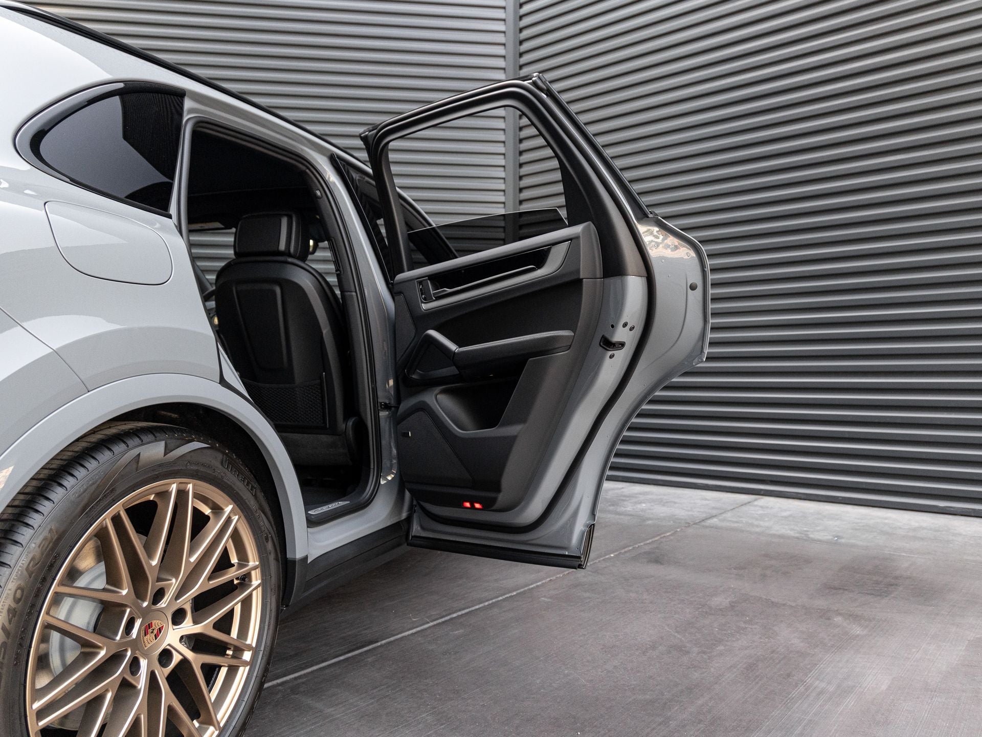 2026 Porsche Cayenne Base