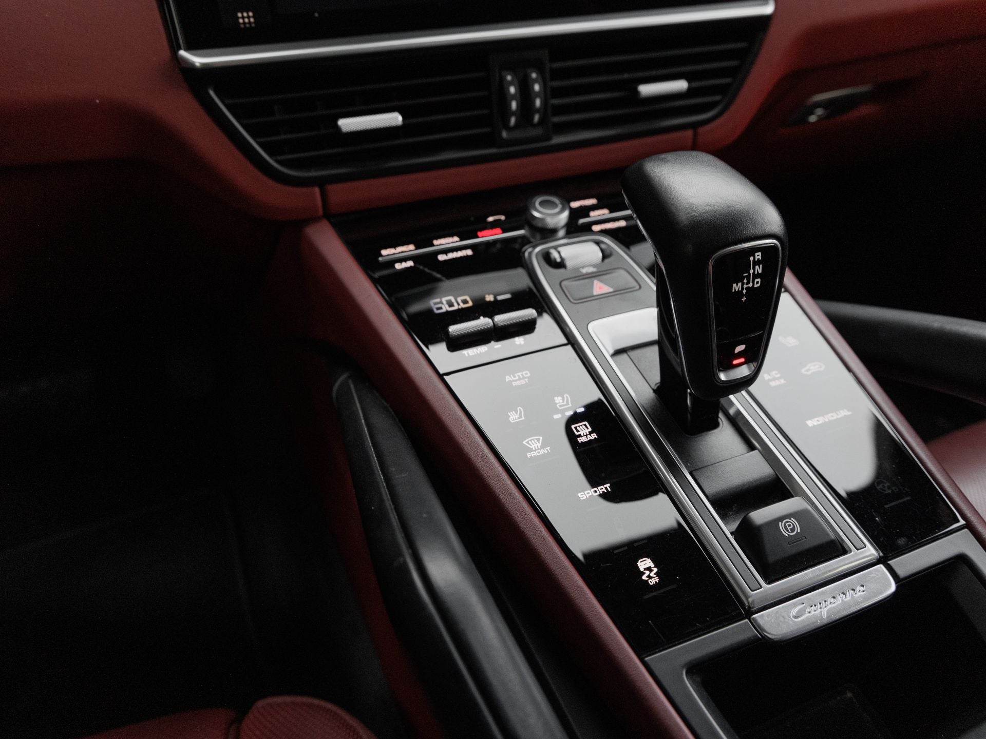 2020 Porsche Cayenne Cayenne