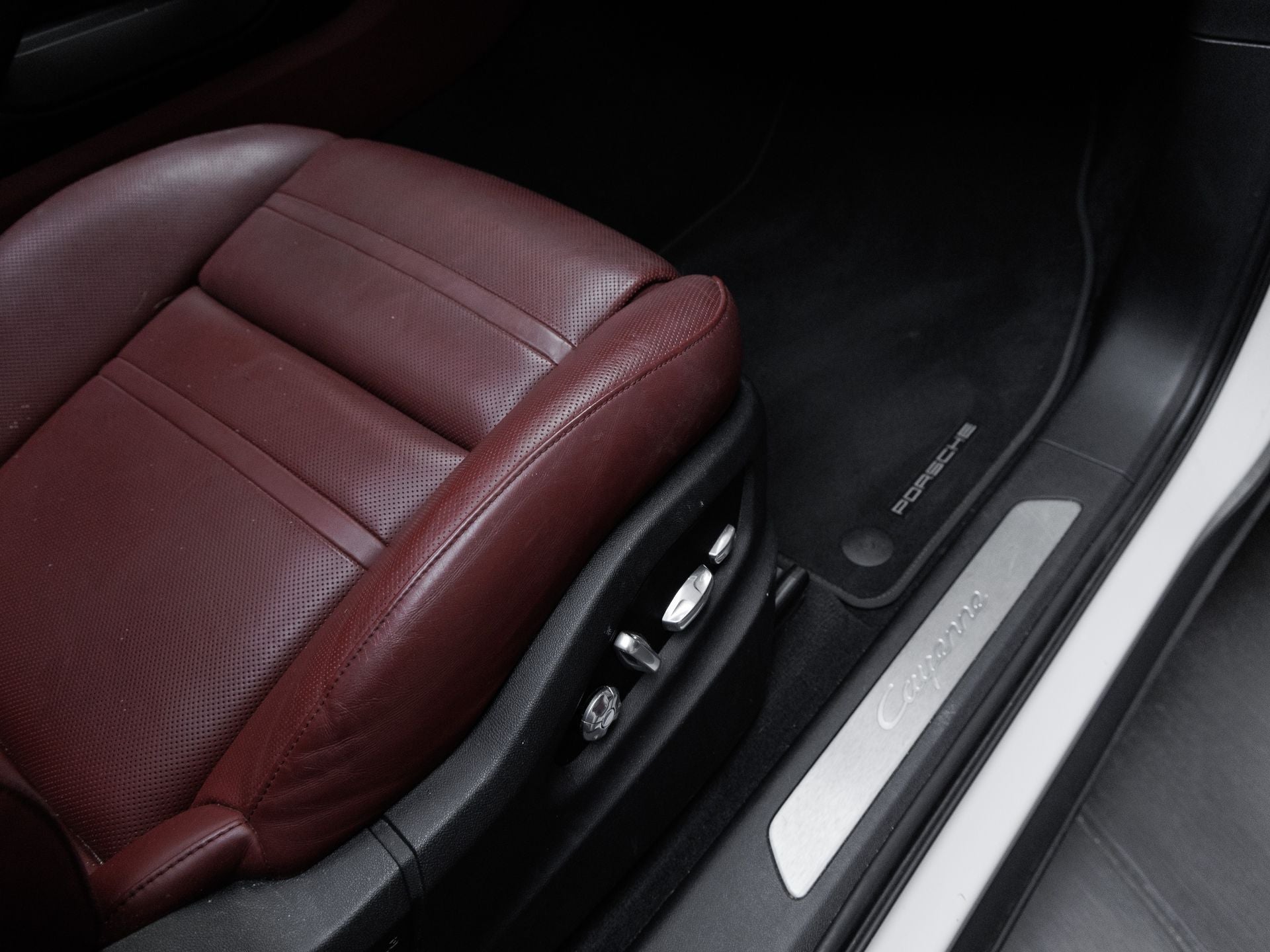 2020 Porsche Cayenne Cayenne