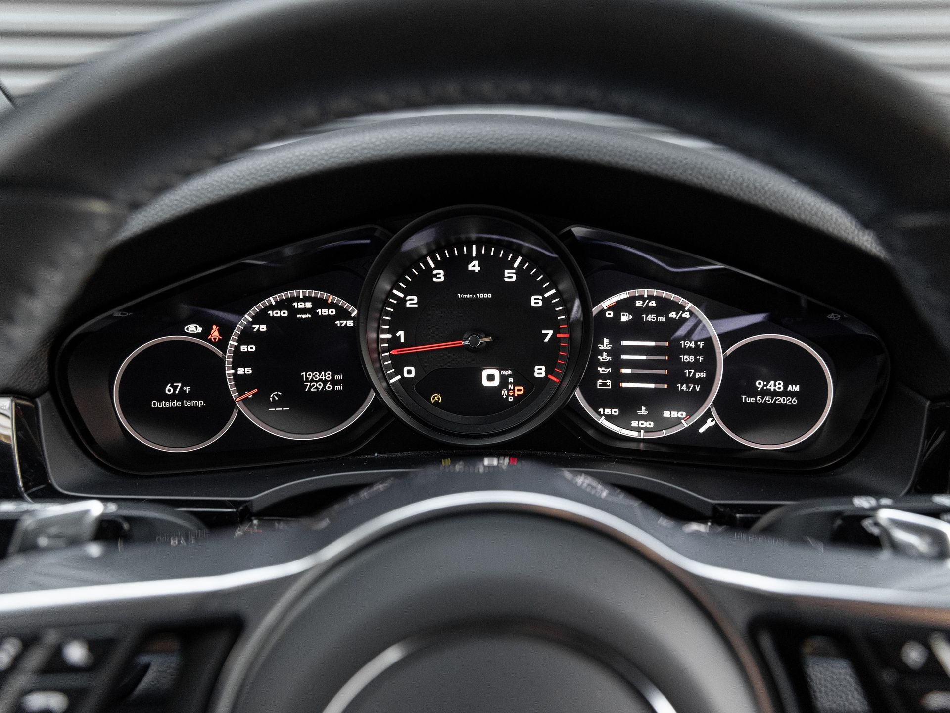 2023 Porsche Cayenne Platinum Edition