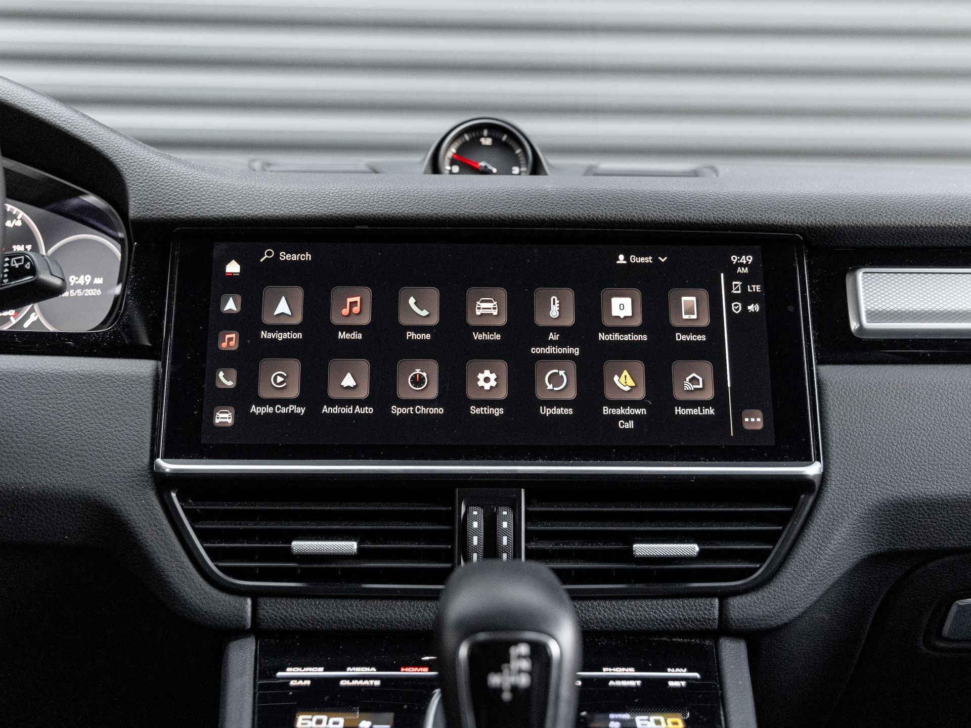 2023 Porsche Cayenne Platinum Edition