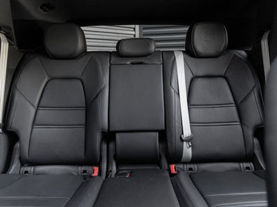 2023 Porsche Cayenne Platinum Edition