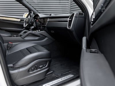 2023 Porsche Cayenne Platinum Edition
