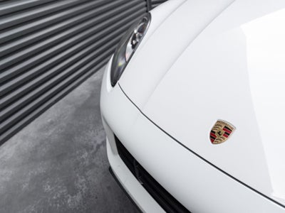 2023 Porsche Cayenne Platinum Edition