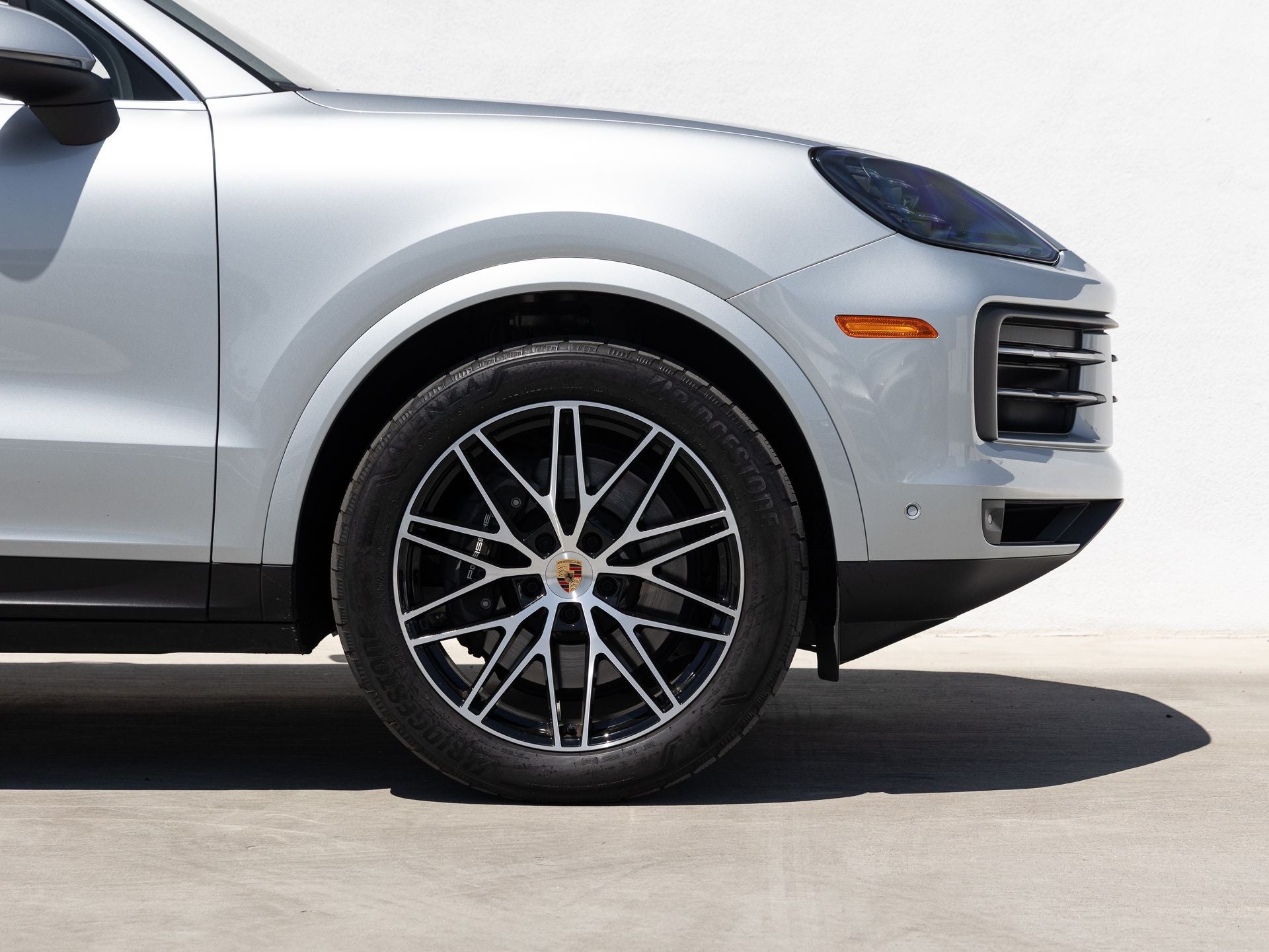 2025 Porsche Cayenne Base