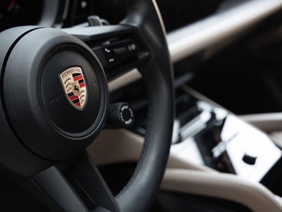 2025 Porsche Cayenne Base