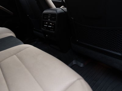2025 Porsche Cayenne Base