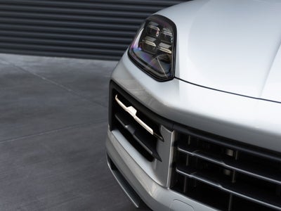 2025 Porsche Cayenne Base