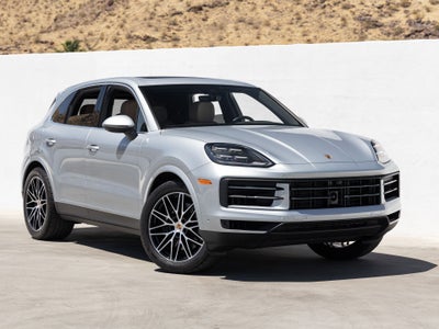 2025 Porsche Cayenne Base