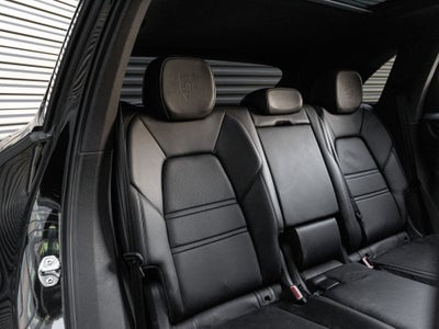 2019 Porsche Cayenne Base