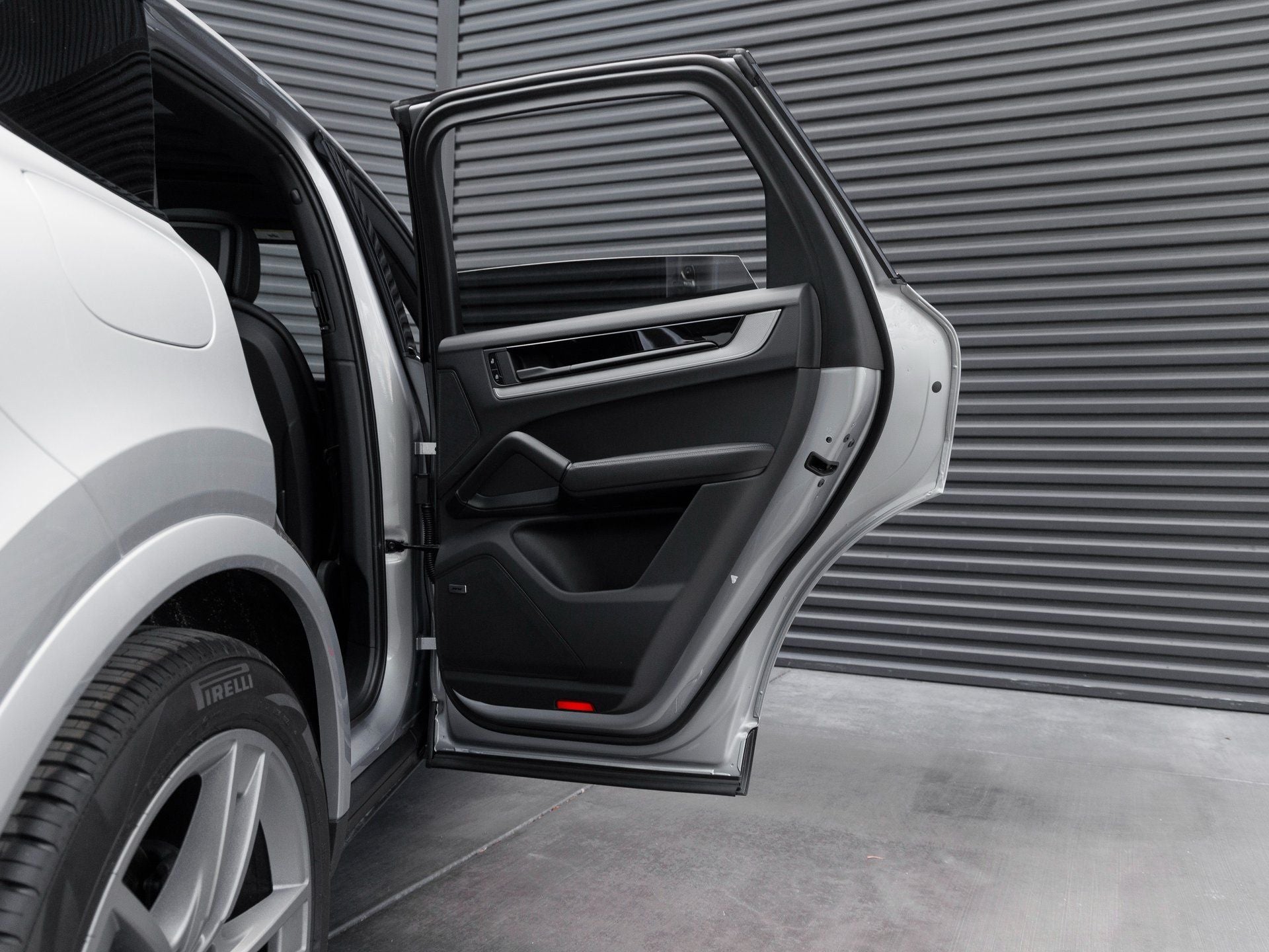 2025 Porsche Cayenne Cayenne