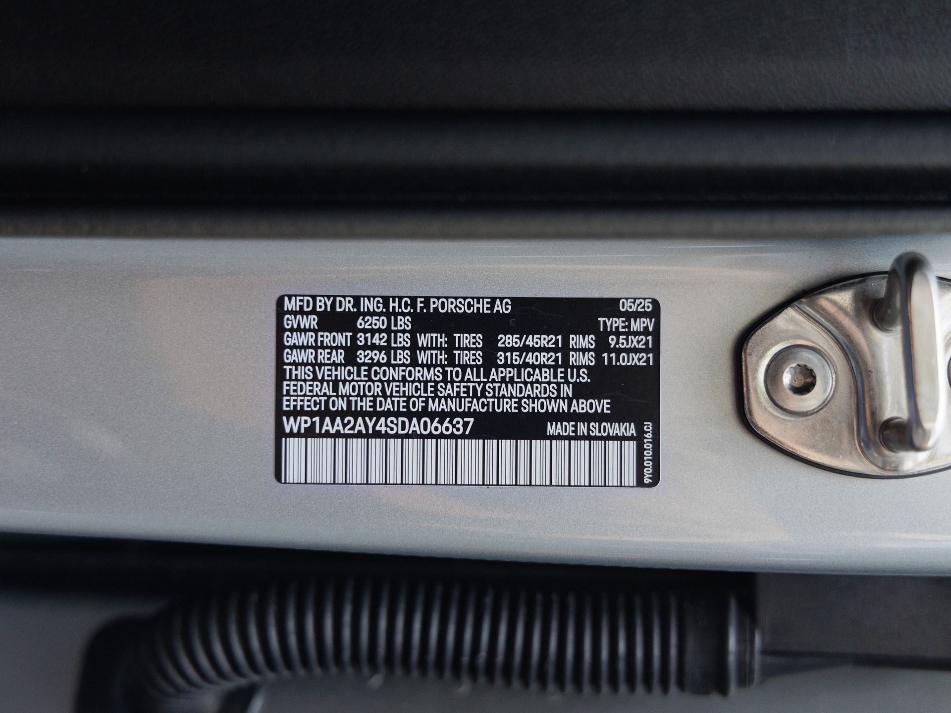 2025 Porsche Cayenne Cayenne