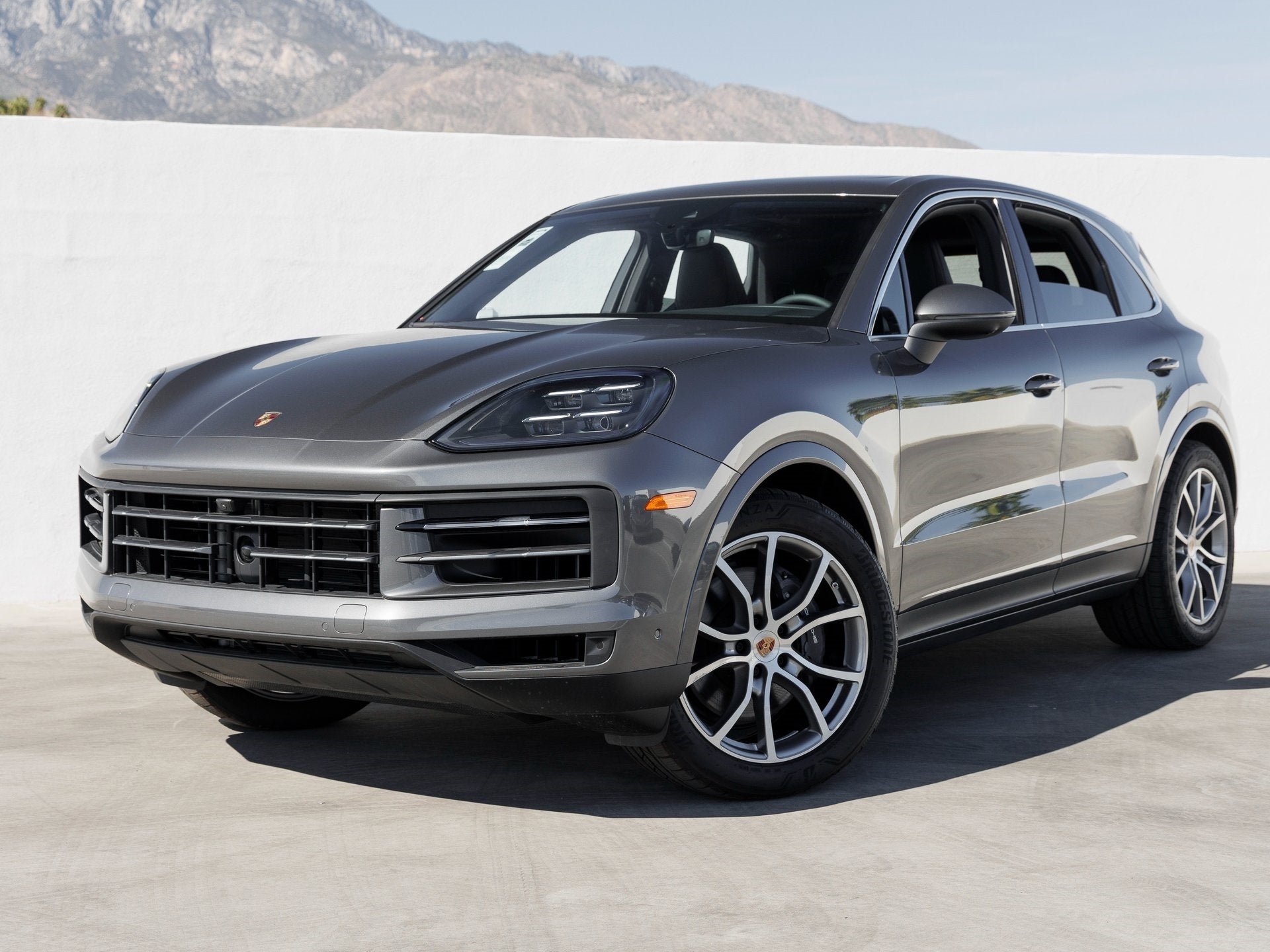 2025 Porsche Cayenne Base