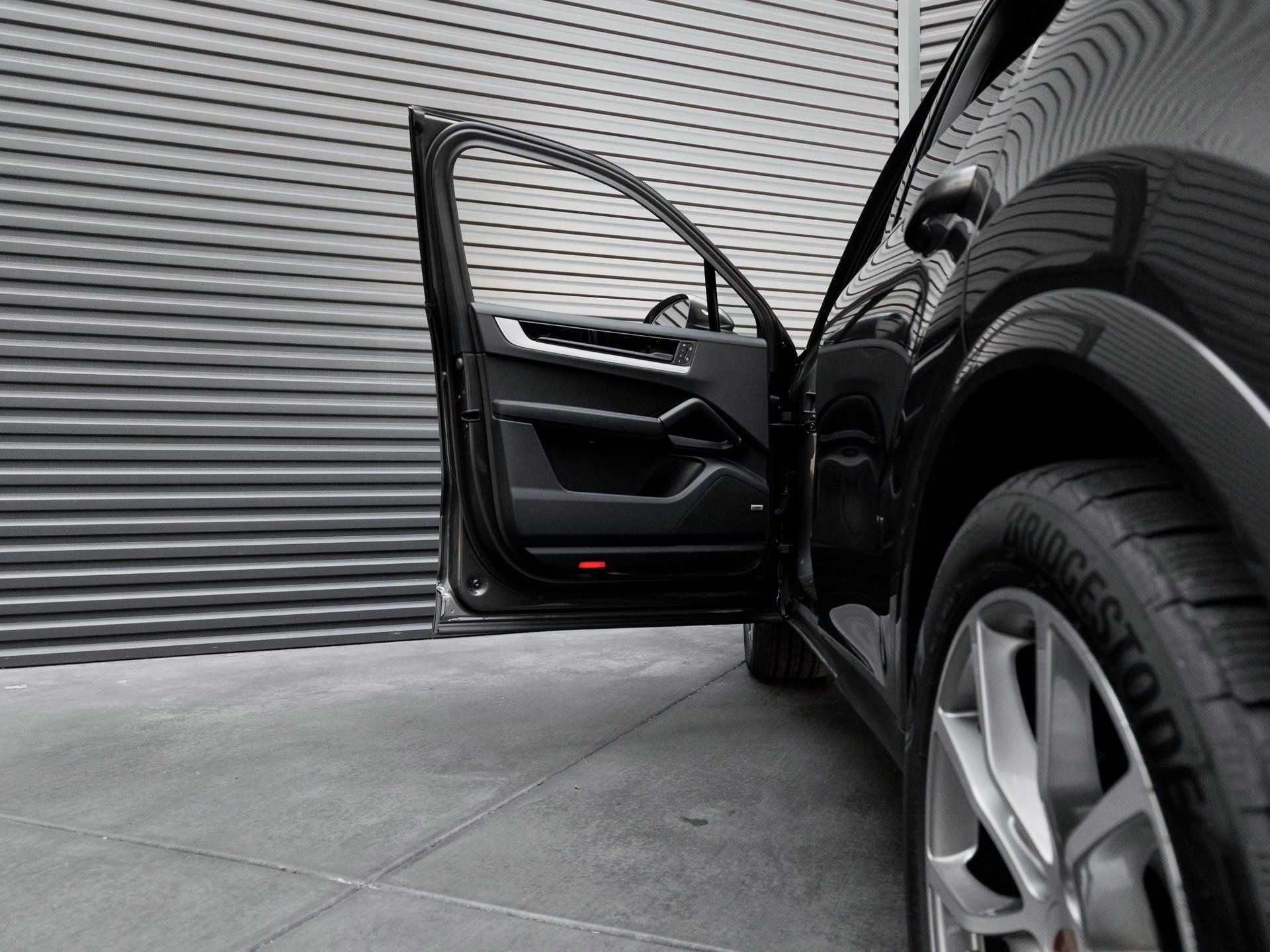 2025 Porsche Cayenne Cayenne