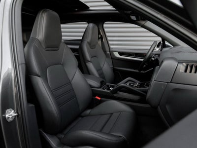 2025 Porsche Cayenne Cayenne