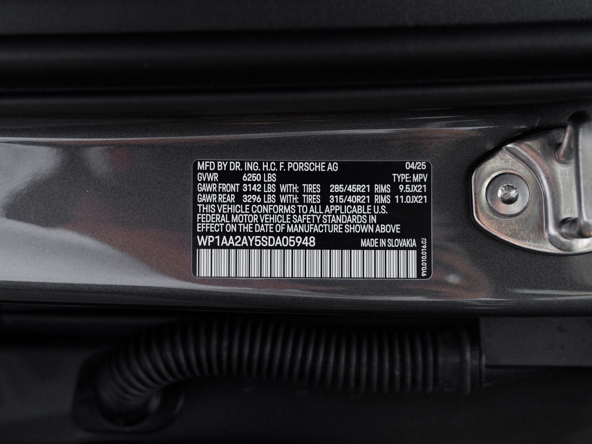 2025 Porsche Cayenne Cayenne