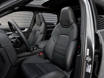 2025 Porsche Cayenne Cayenne