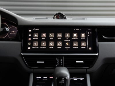 2023 Porsche Cayenne Base