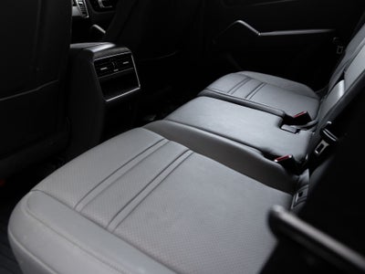 2023 Porsche Cayenne Base