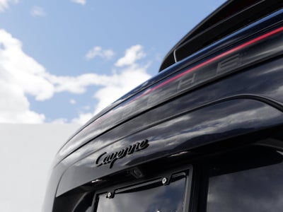 2023 Porsche Cayenne Cayenne Platinum Edition