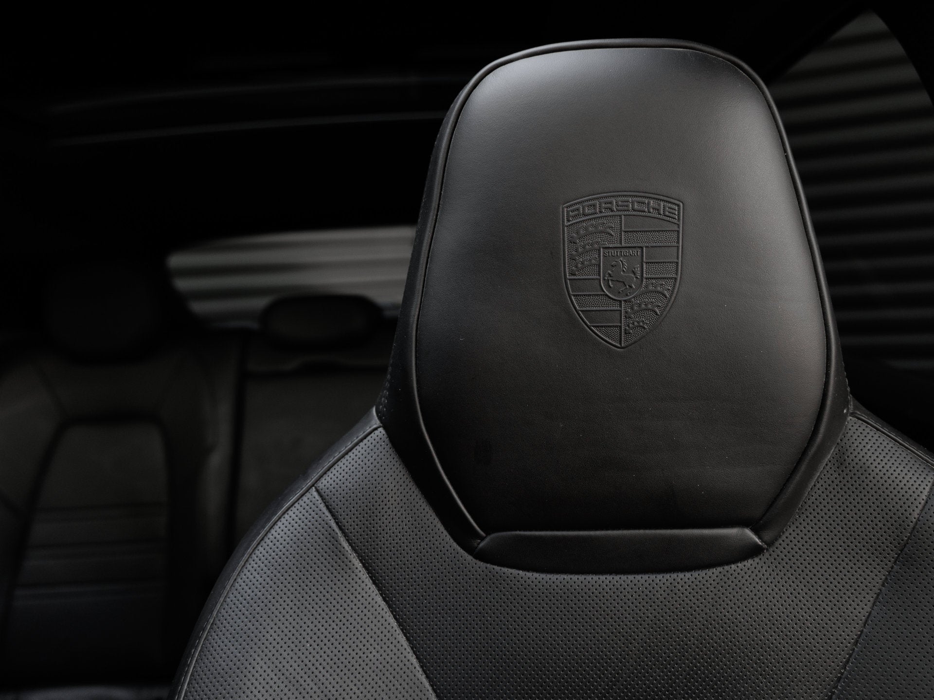 2023 Porsche Cayenne Cayenne Platinum Edition