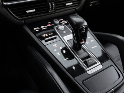 2023 Porsche Cayenne Cayenne Platinum Edition