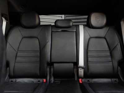 2023 Porsche Cayenne Cayenne Platinum Edition