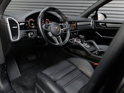 2023 Porsche Cayenne Cayenne Platinum Edition