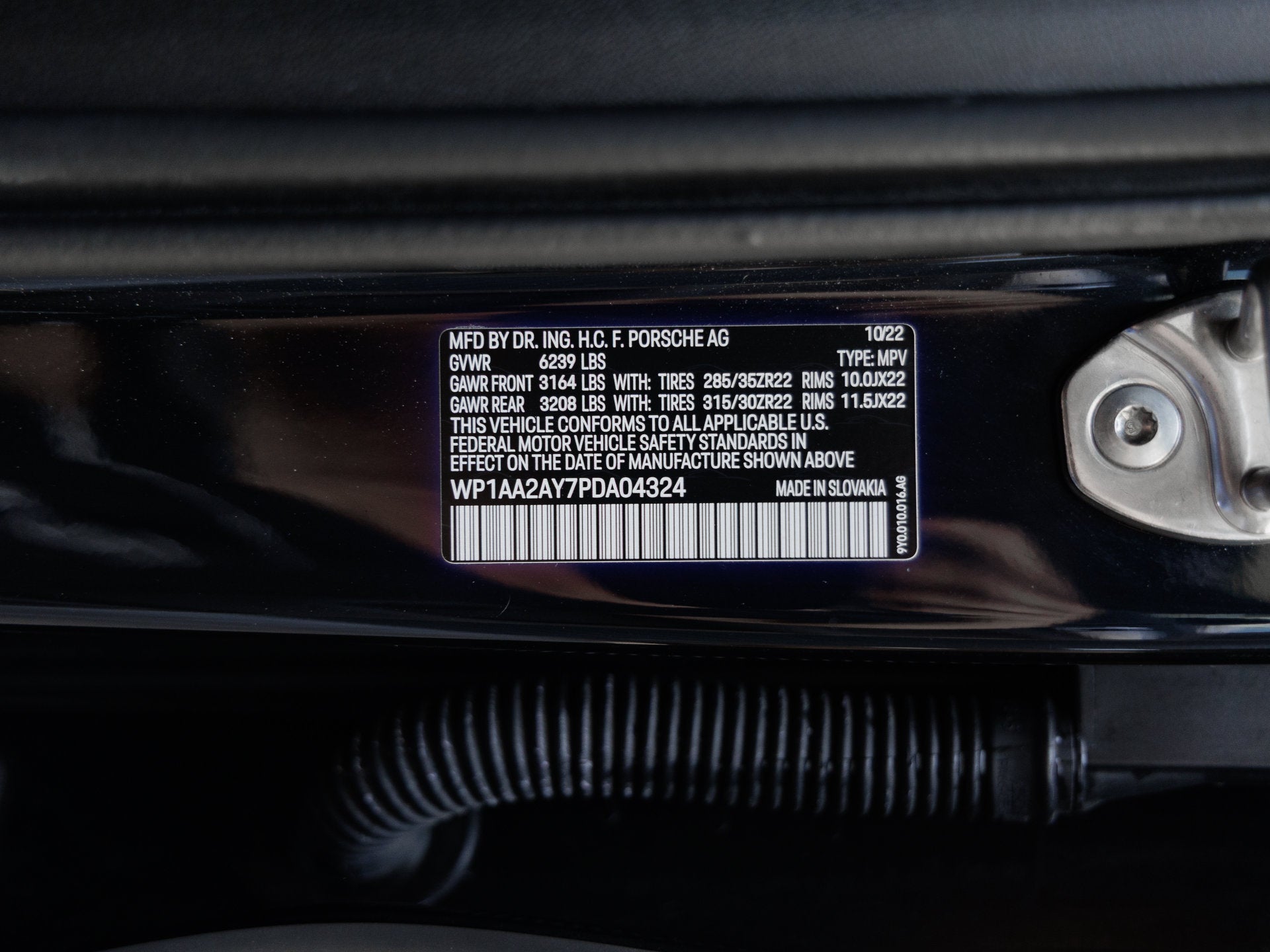 2023 Porsche Cayenne Cayenne Platinum Edition