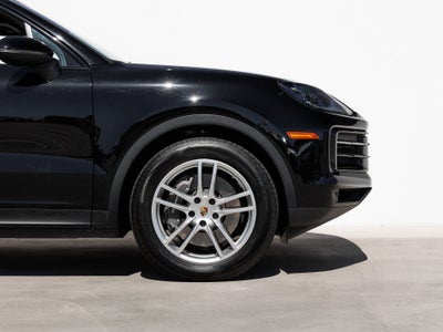 2024 Porsche Cayenne Base