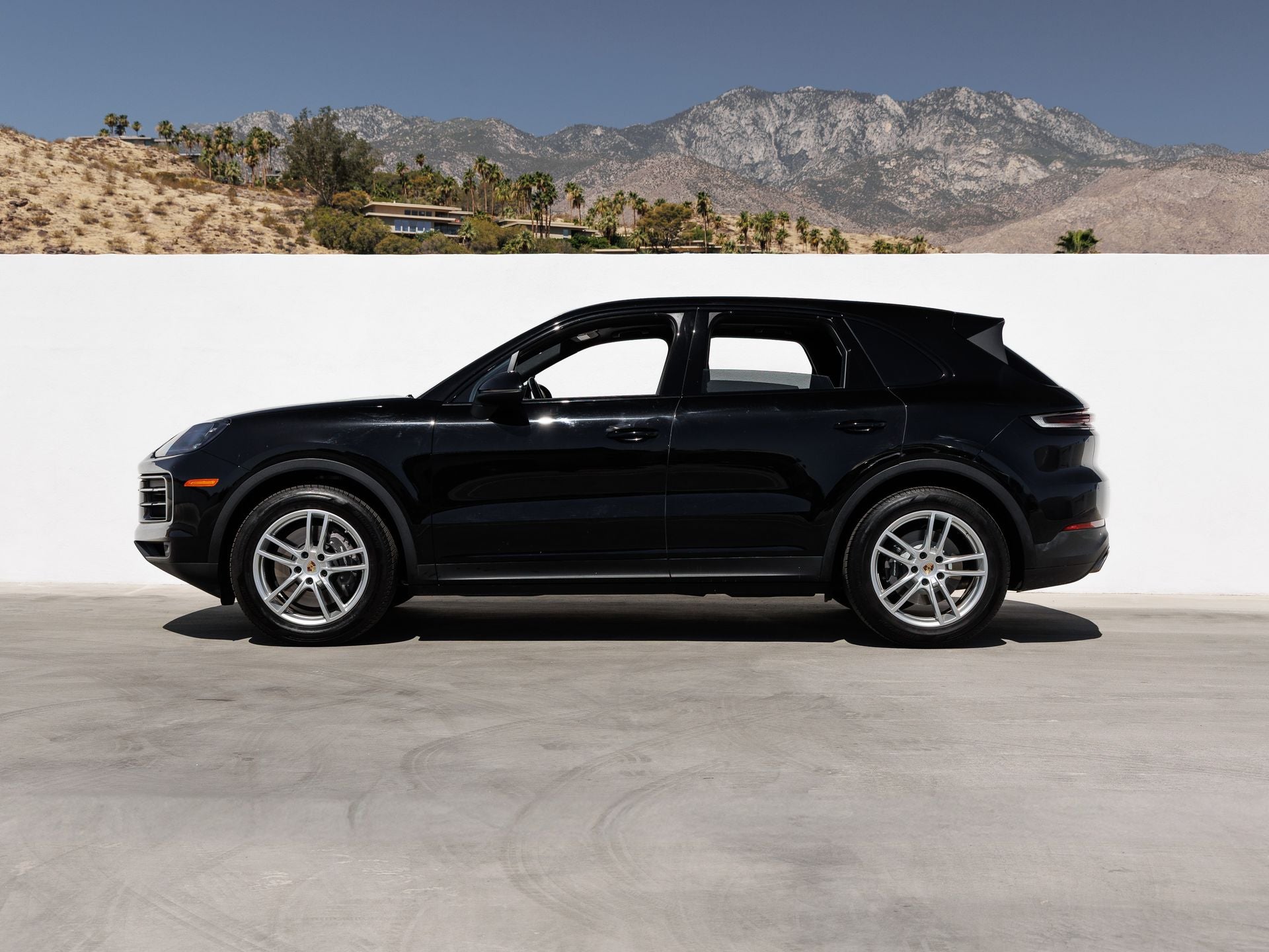 2024 Porsche Cayenne Base