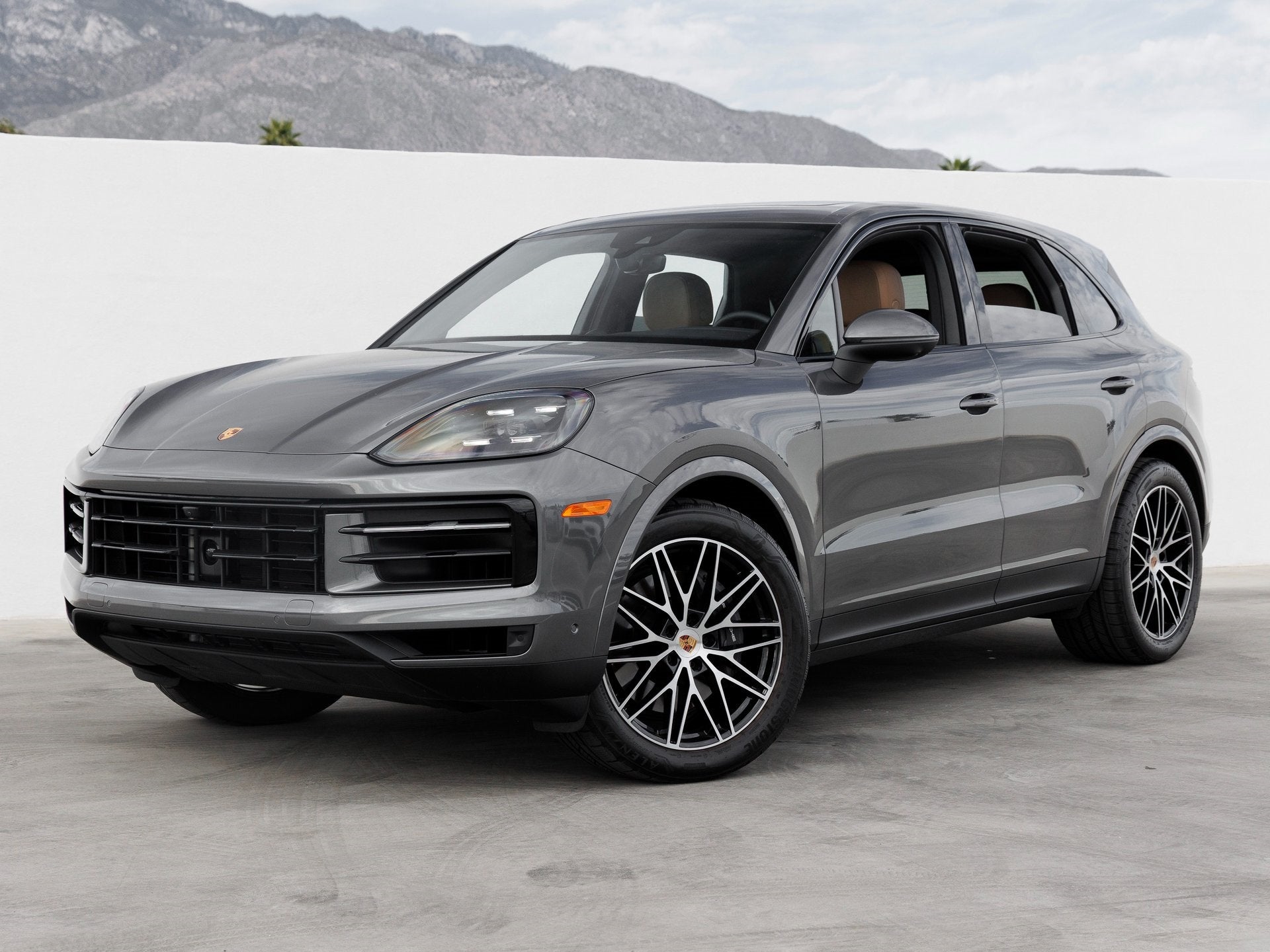 2025 Porsche Cayenne Base