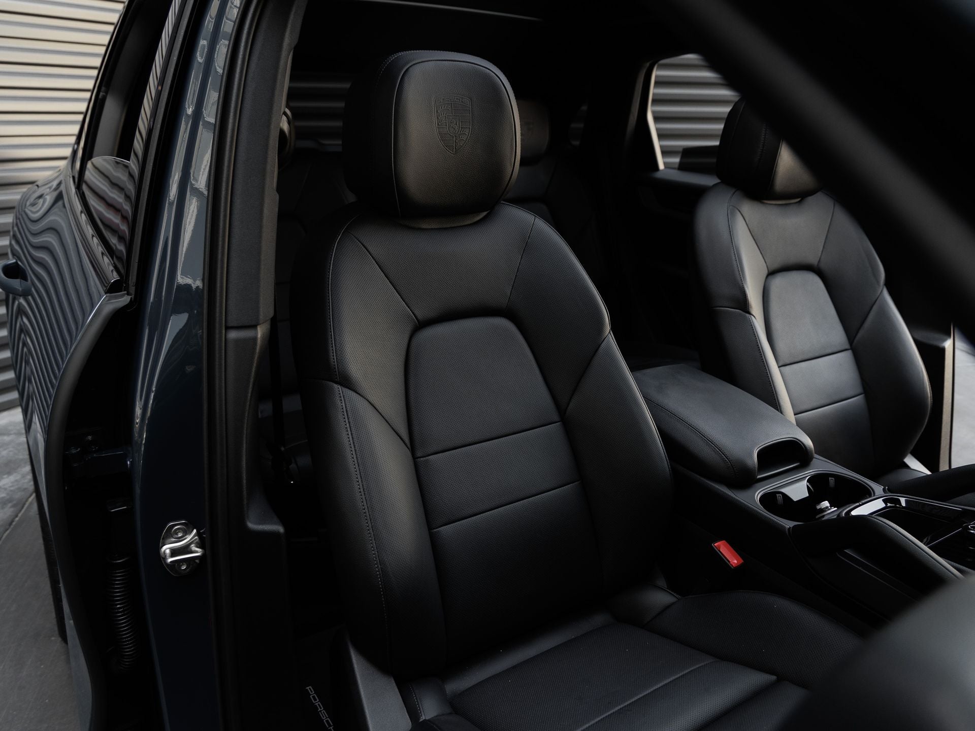 2025 Porsche Cayenne Base