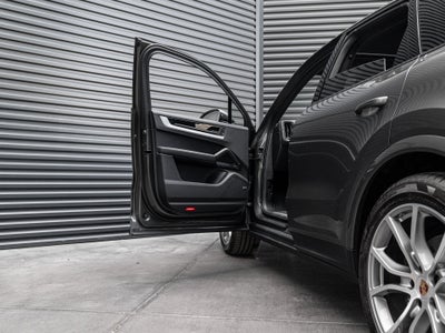 2025 Porsche Cayenne Cayenne