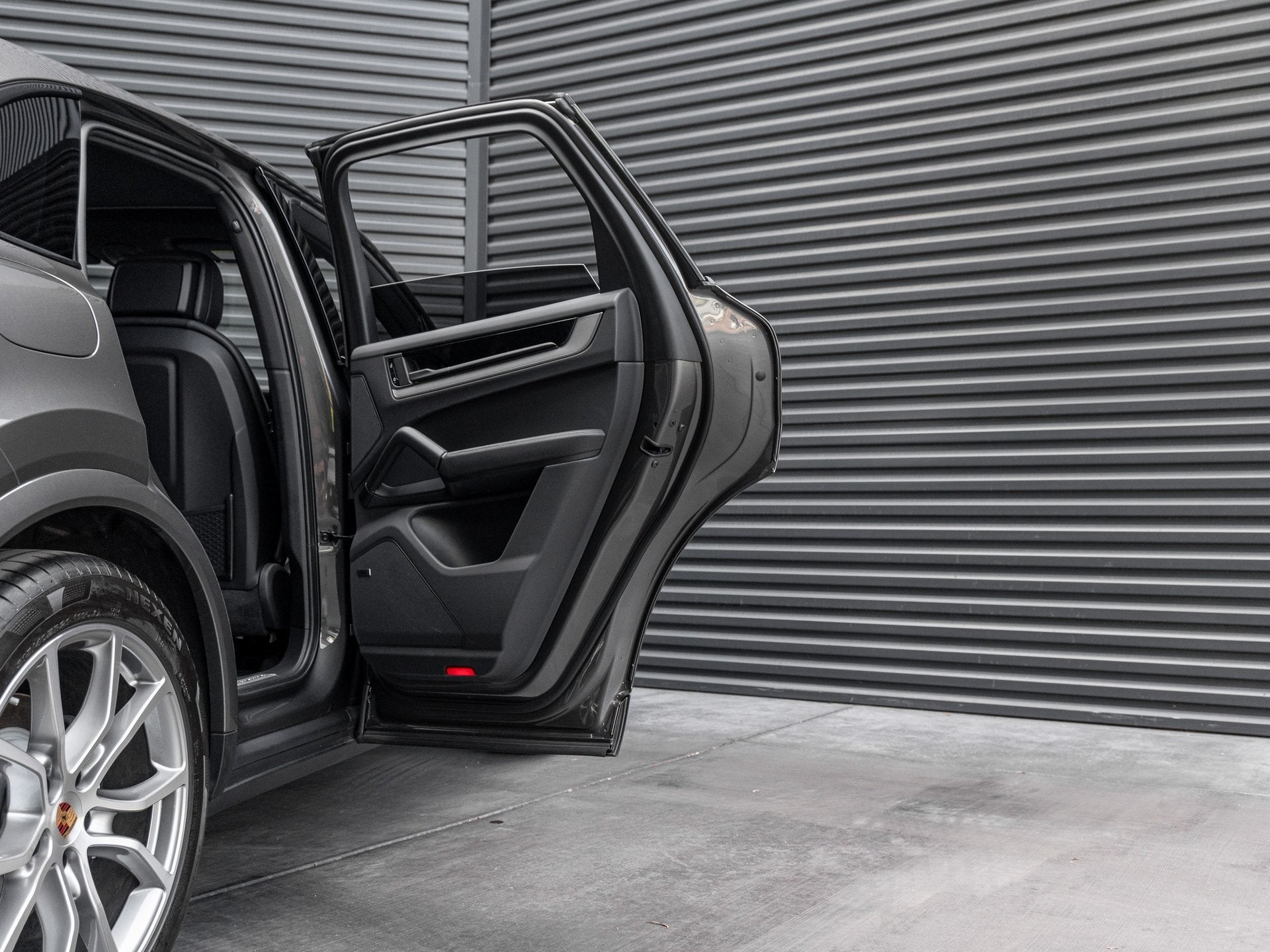 2025 Porsche Cayenne Cayenne