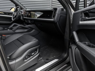 2025 Porsche Cayenne Cayenne