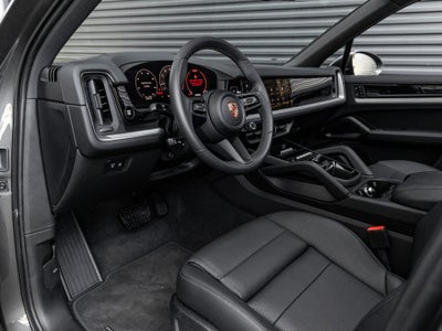 2025 Porsche Cayenne Cayenne
