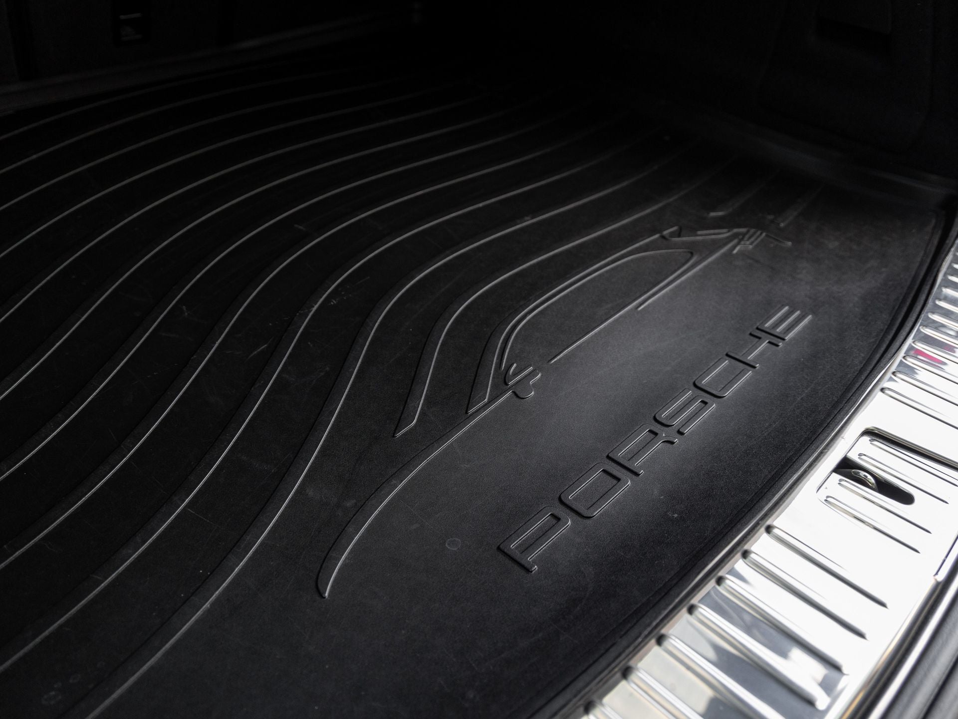 2025 Porsche Cayenne Base