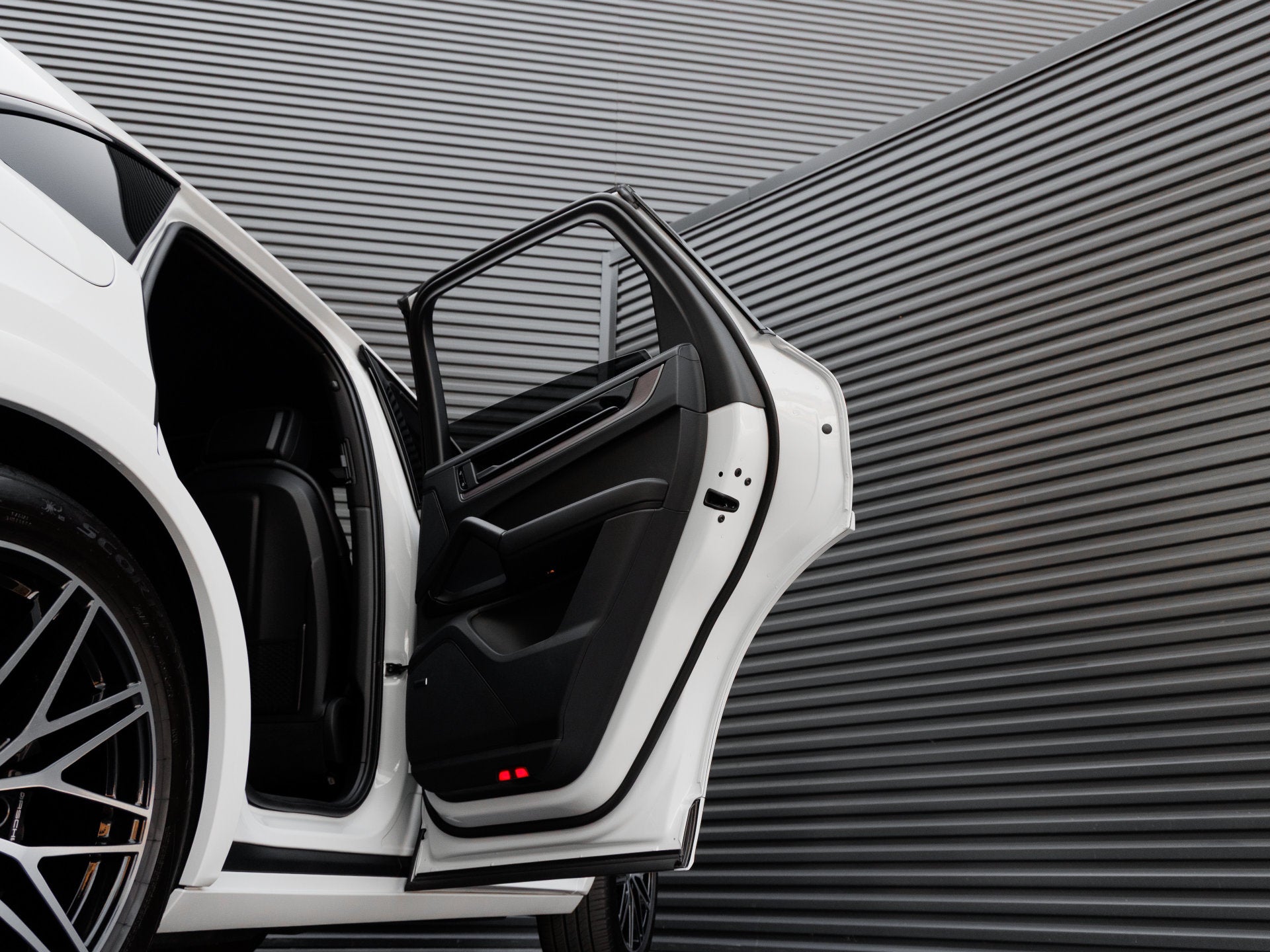 2025 Porsche Cayenne Cayenne