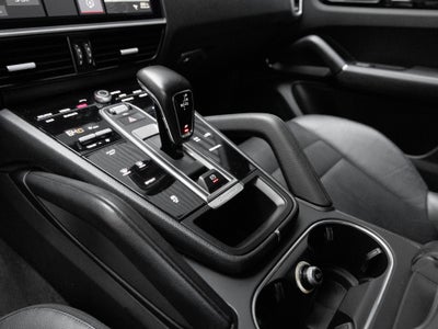 2020 Porsche Cayenne Cayenne