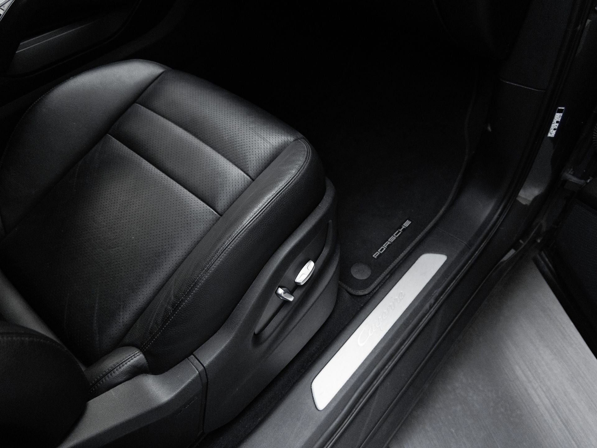 2020 Porsche Cayenne Cayenne
