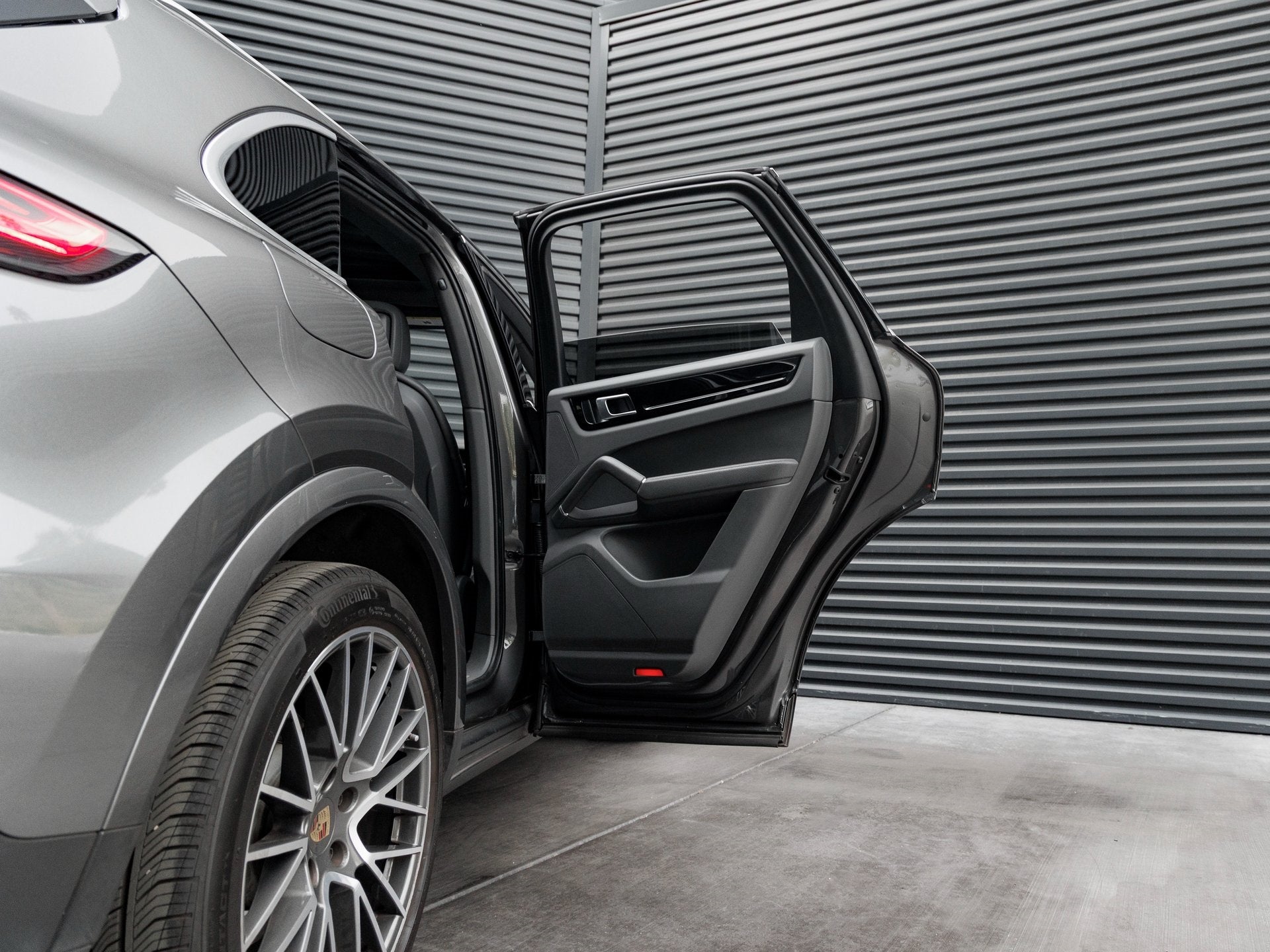 2023 Porsche Cayenne Cayenne (MY23)