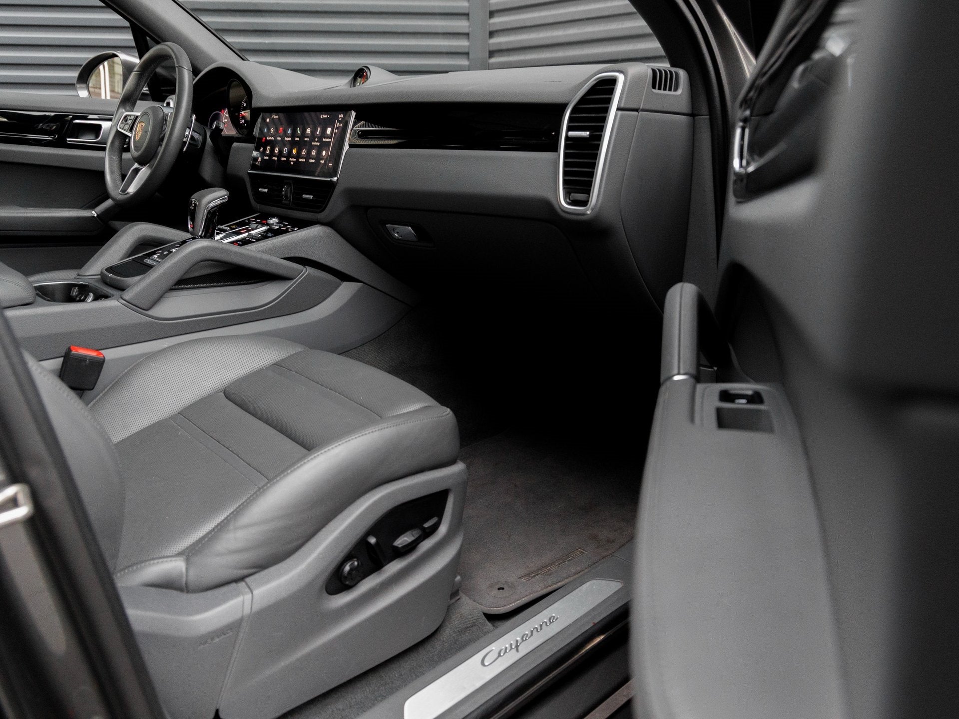 2023 Porsche Cayenne Cayenne (MY23)