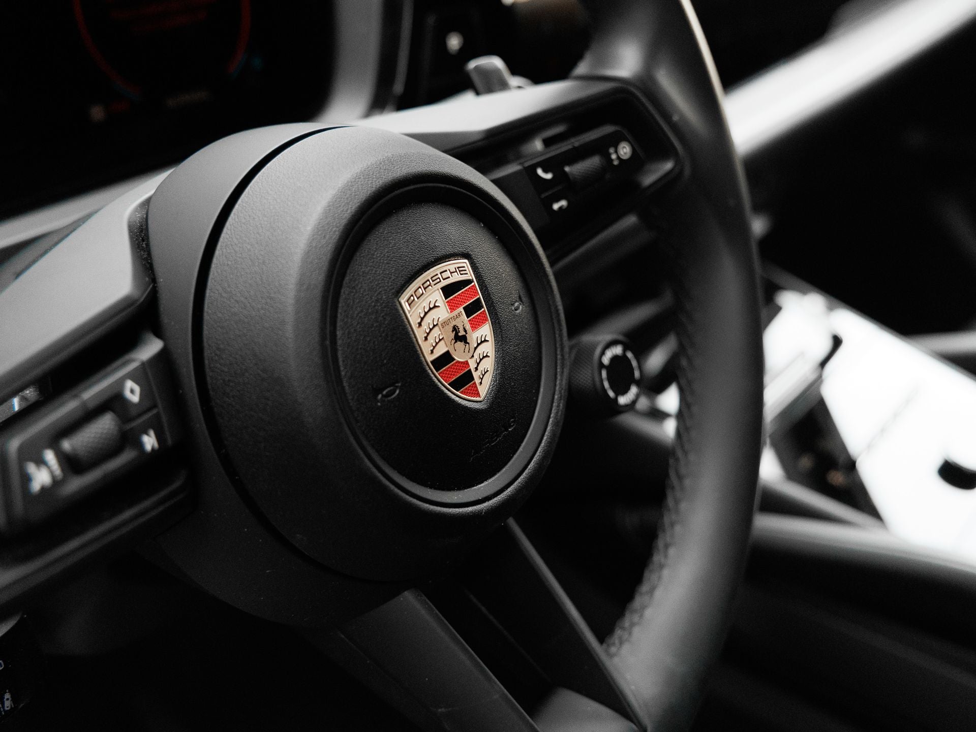 2025 Porsche Cayenne Base