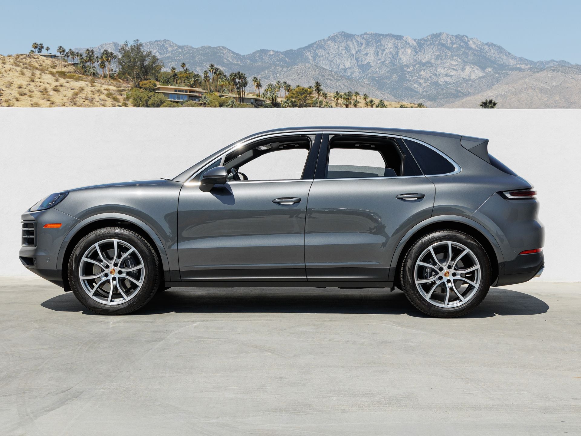 2025 Porsche Cayenne Base