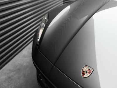 2025 Porsche Cayenne Base