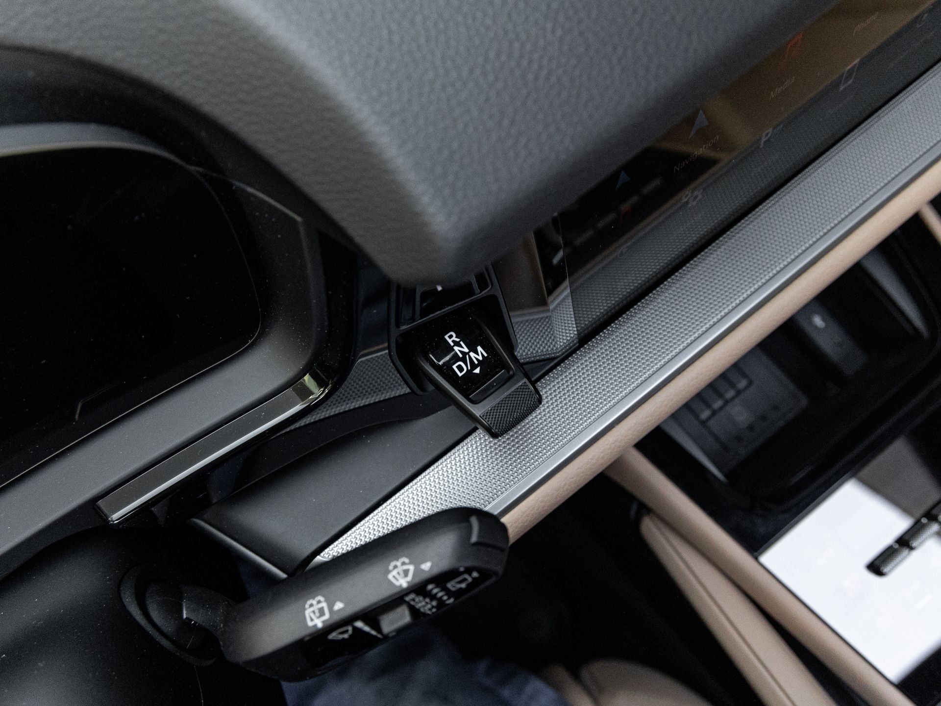 2025 Porsche Cayenne Base