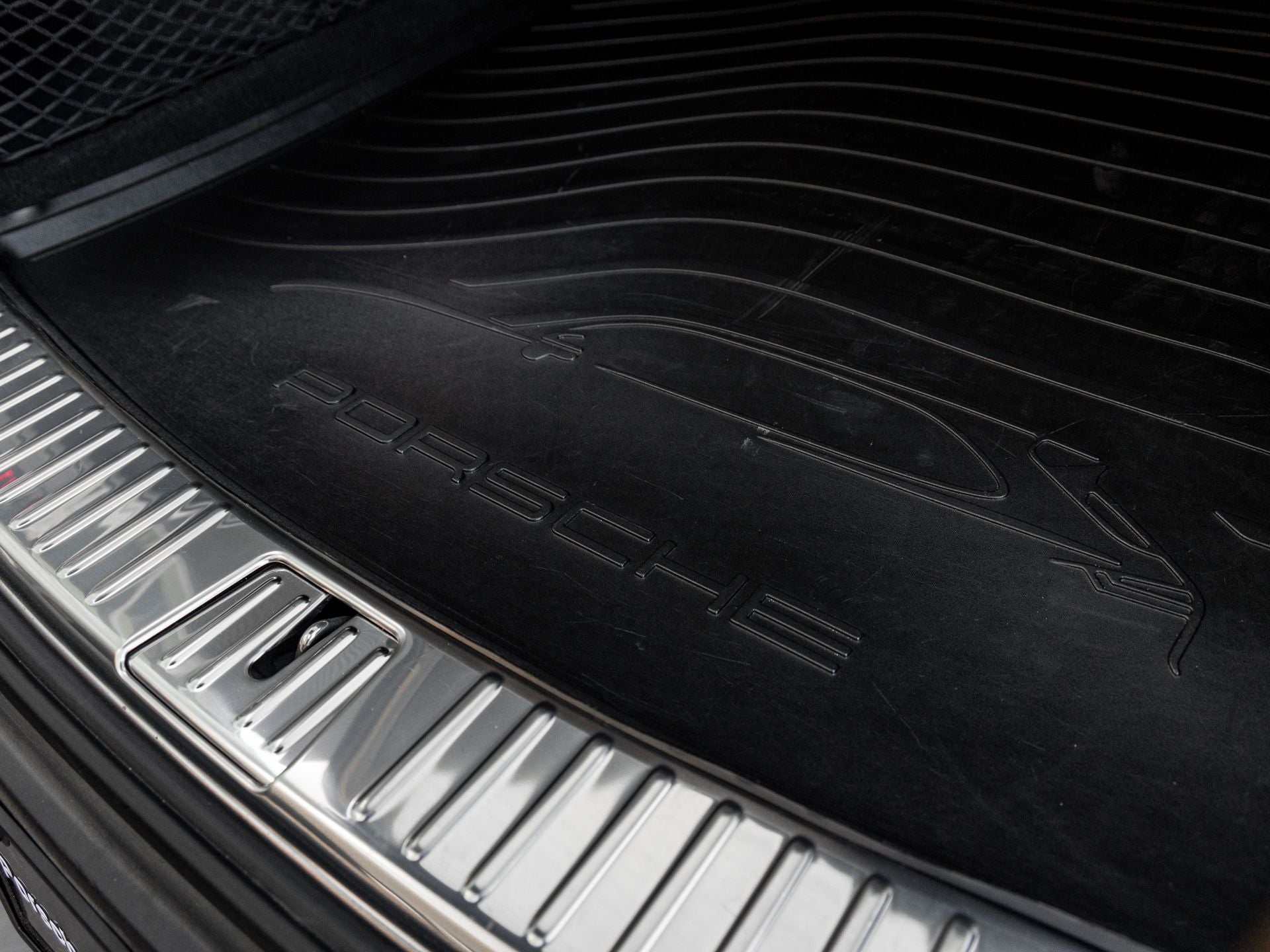 2025 Porsche Cayenne Base