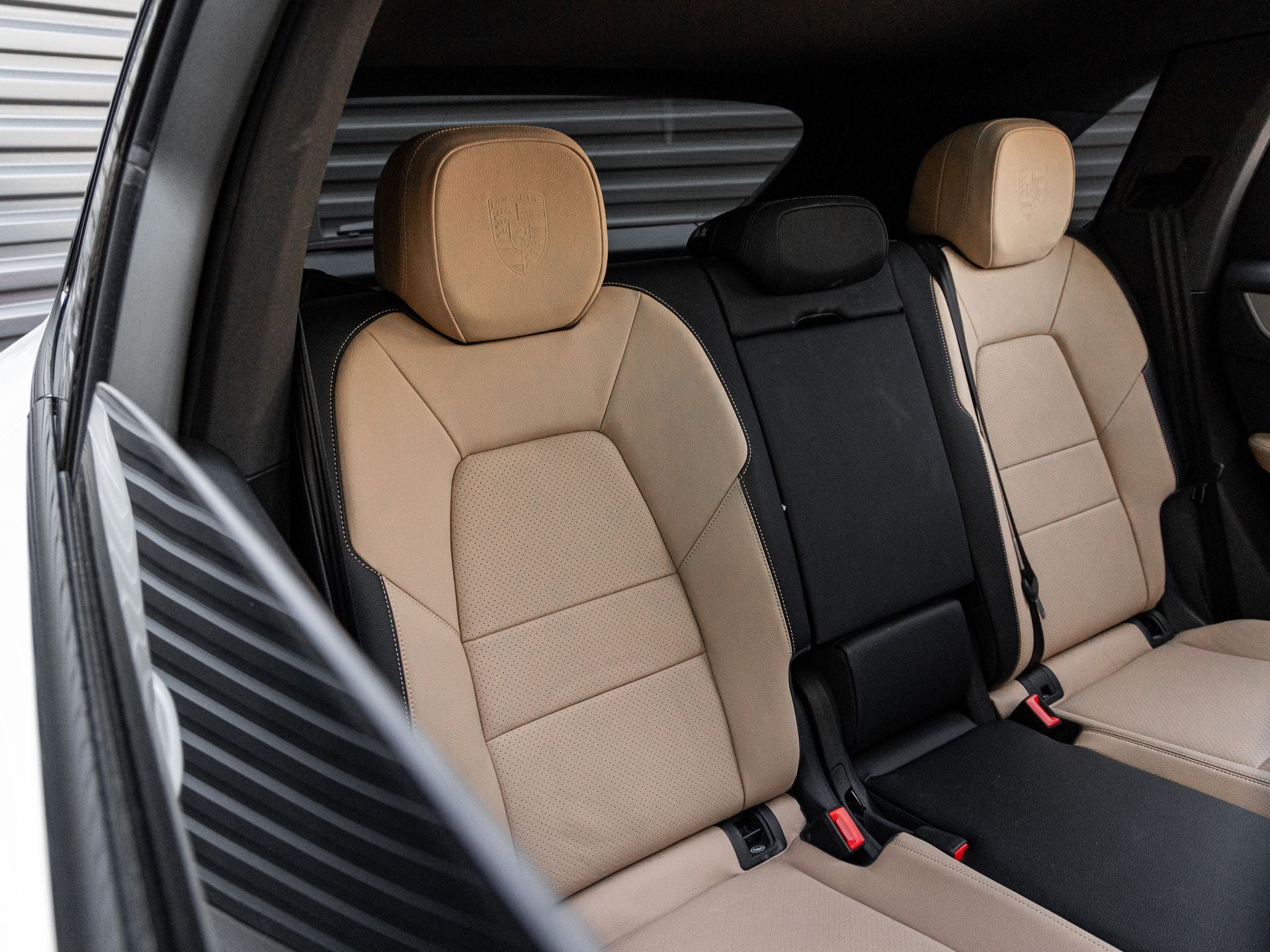 2025 Porsche Cayenne Base